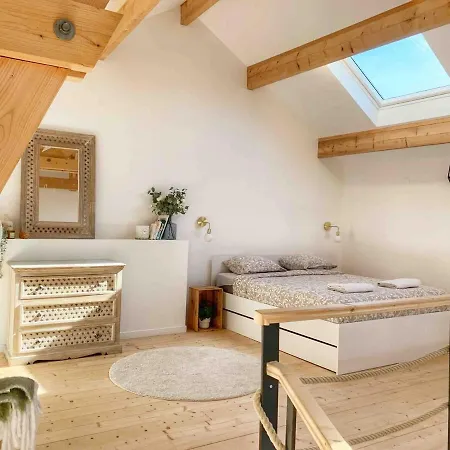 Holiday home Magnifique Grange Renovee Au Coeur De La Champagne *